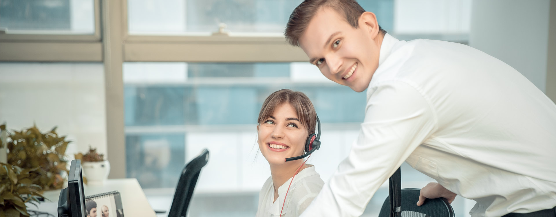 Epic 511-512: UC Headsets With Double Microphone Noise Cancelling For Extreme Noisy Working Environments